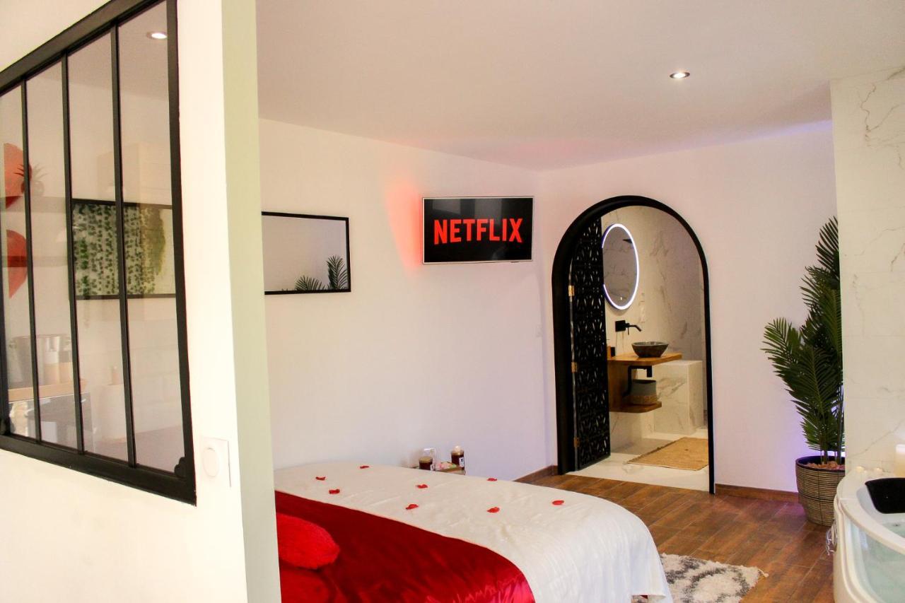Appartement Cosy & Balneo - Centre De Sarlat Luaran gambar