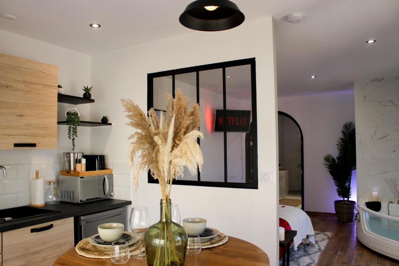 Appartement Cosy & Balneo - Centre De Sarlat Luaran gambar